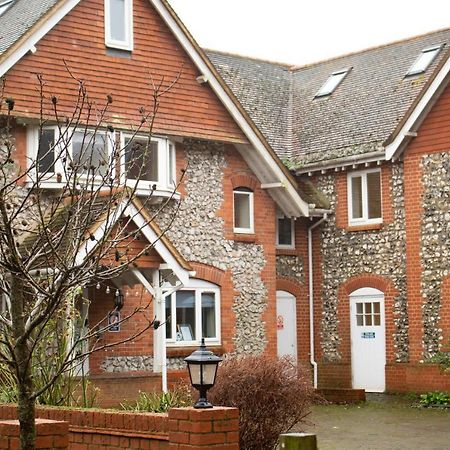 Stonehenge Hostel - Yha Affliated Cholderton Exteriér fotografie